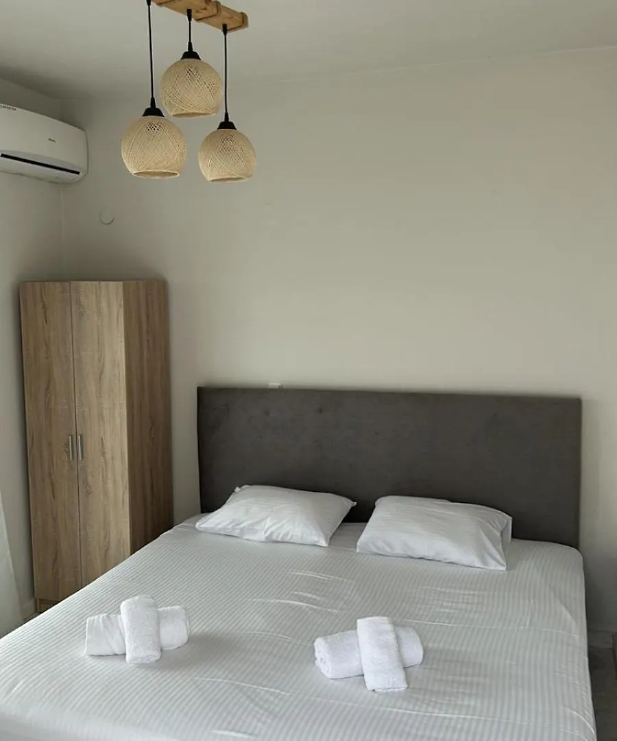 Marele Hills Apartments Néa Fókaia Grecia