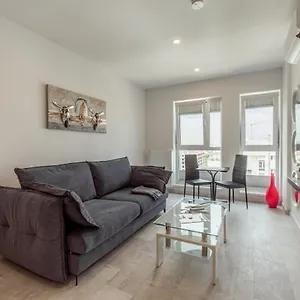 Fancy Penthouse With Lakeview W10 Apartament Bucureşti