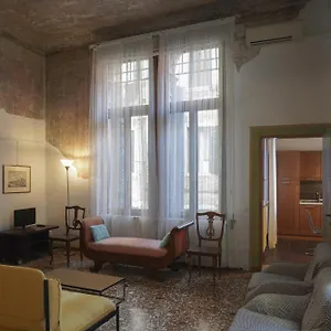 Melusina Rialto Apartament Veneţia